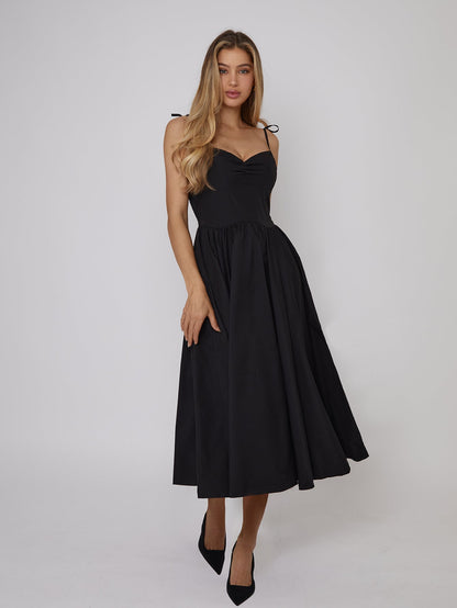 Elegant Black Midi Dress with Ruched Bust and Adjustable Straps