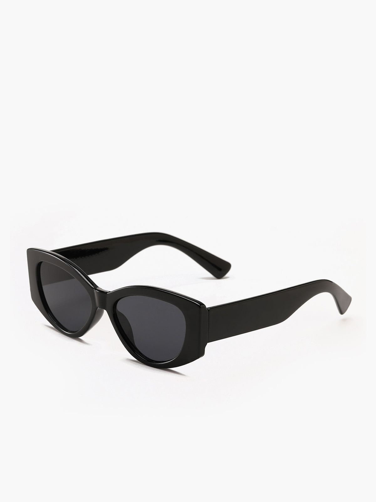 Large Frame Cat Eye Vintage Sunglasses