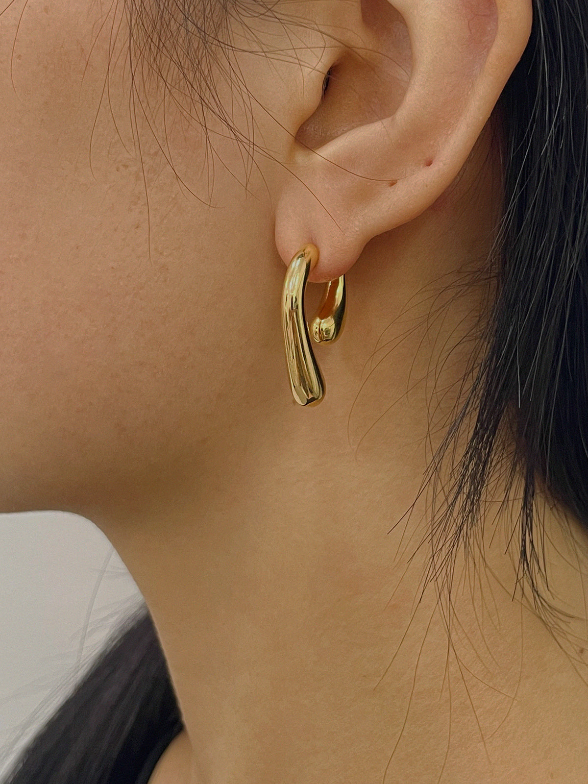 Irregular Twist Stud Earrings