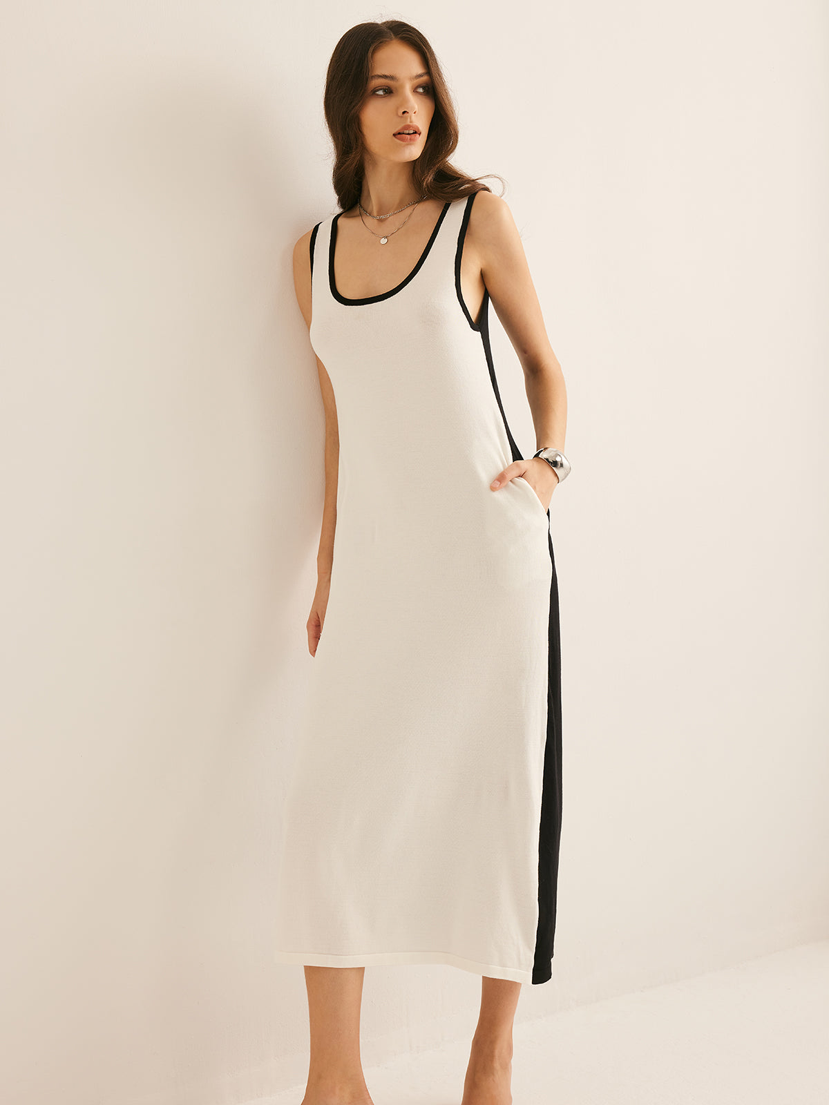 Two Tone Panel Pockets Tank Dress