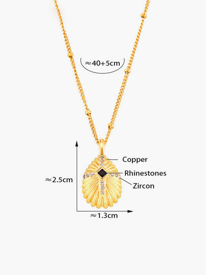 Shell Cross Set Diamond Pendant Necklace