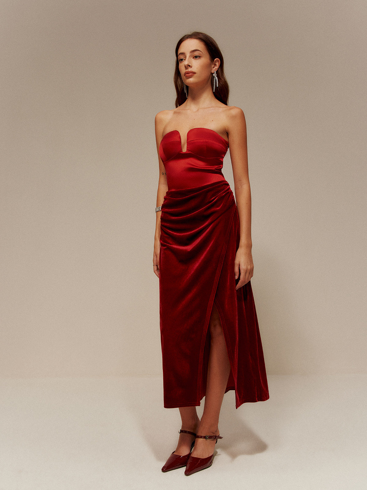 Satin Panel Velvet Pleated Tube Dress