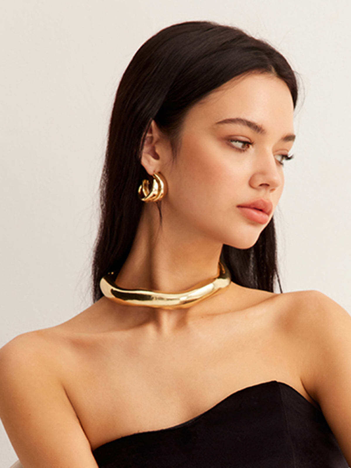 Irregular Lava Chunky Open Choker