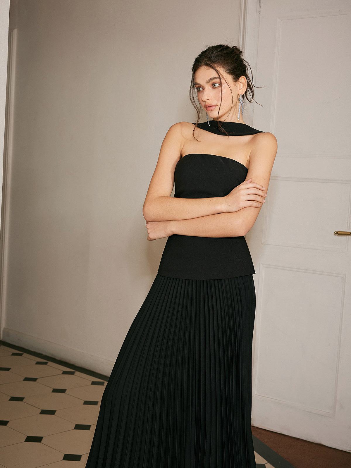 Choker Design Pleated Panel Dress