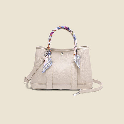 Emie-Daly Chic Leather Handbag