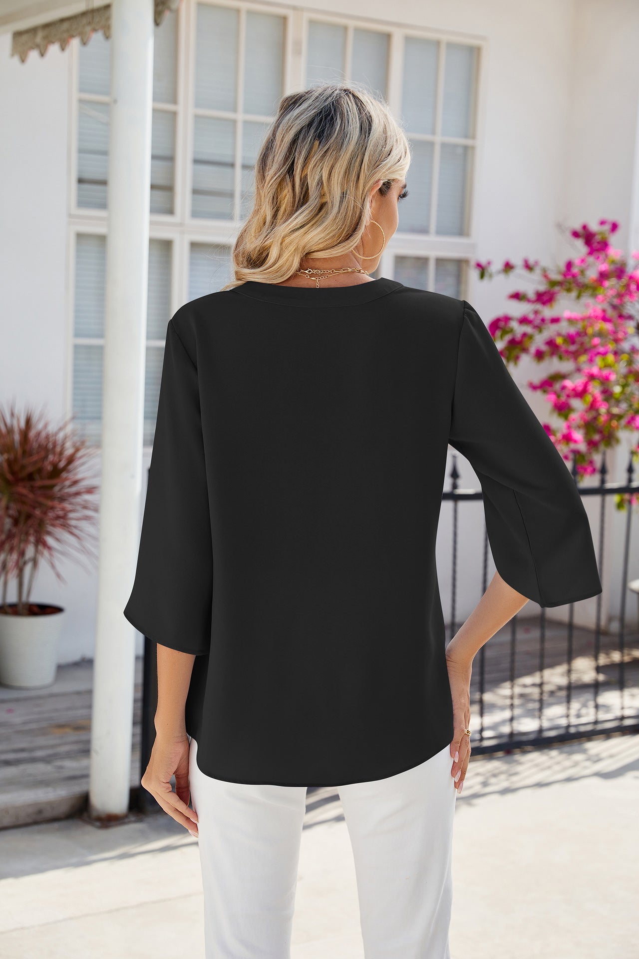 Layla Elegant Blouse