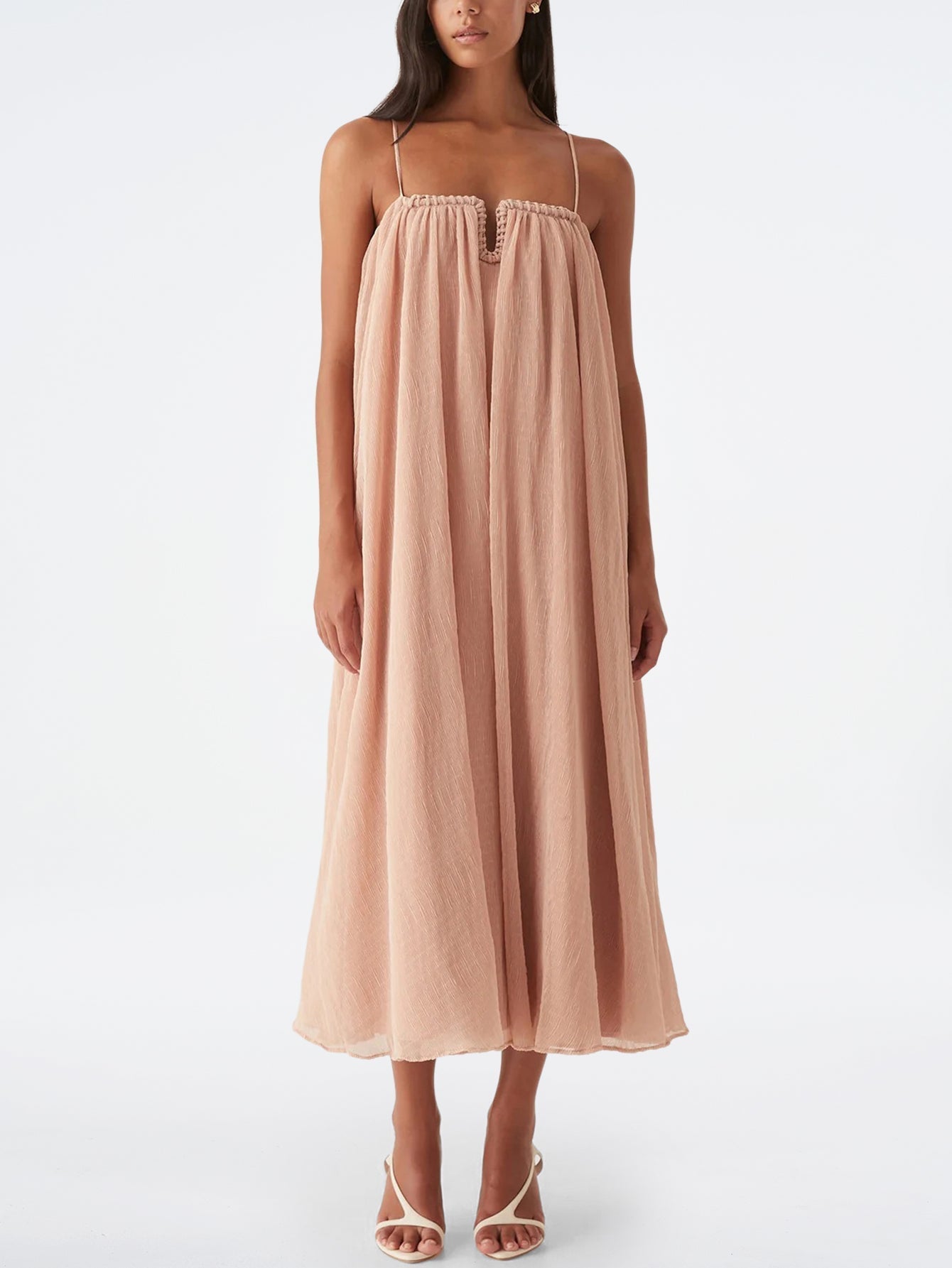 Elegant Flowy Maxi Dress for Summer