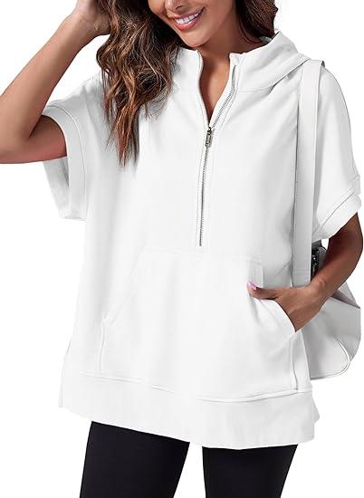 Lilly | Short-sleeved women's top with hood and half zip